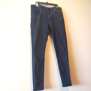 NWOT / ZARA black distressed skinny jeans